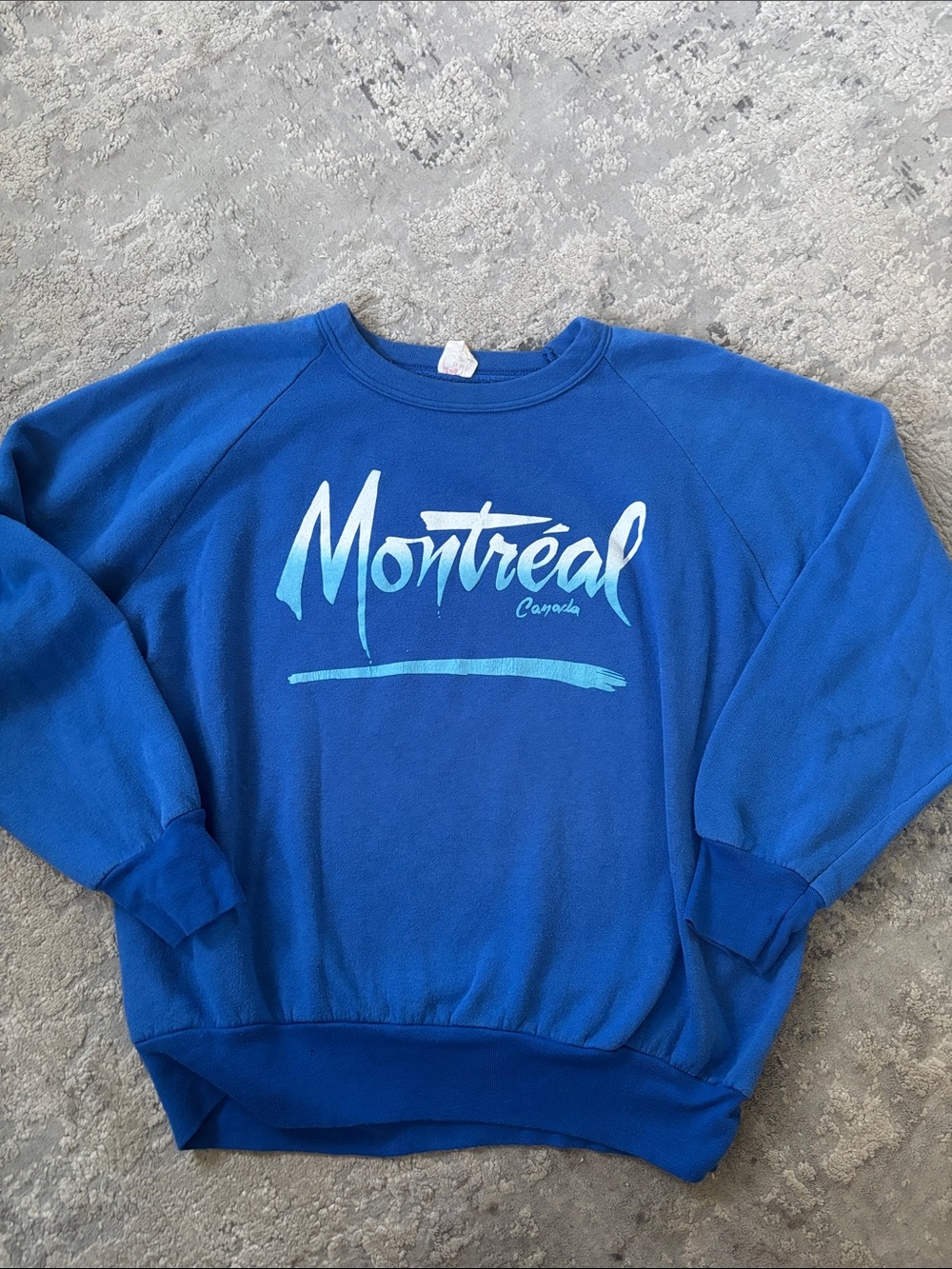 VINTAGE 80s  Montreal Graphic Crewneck Sweatshirt - Blue